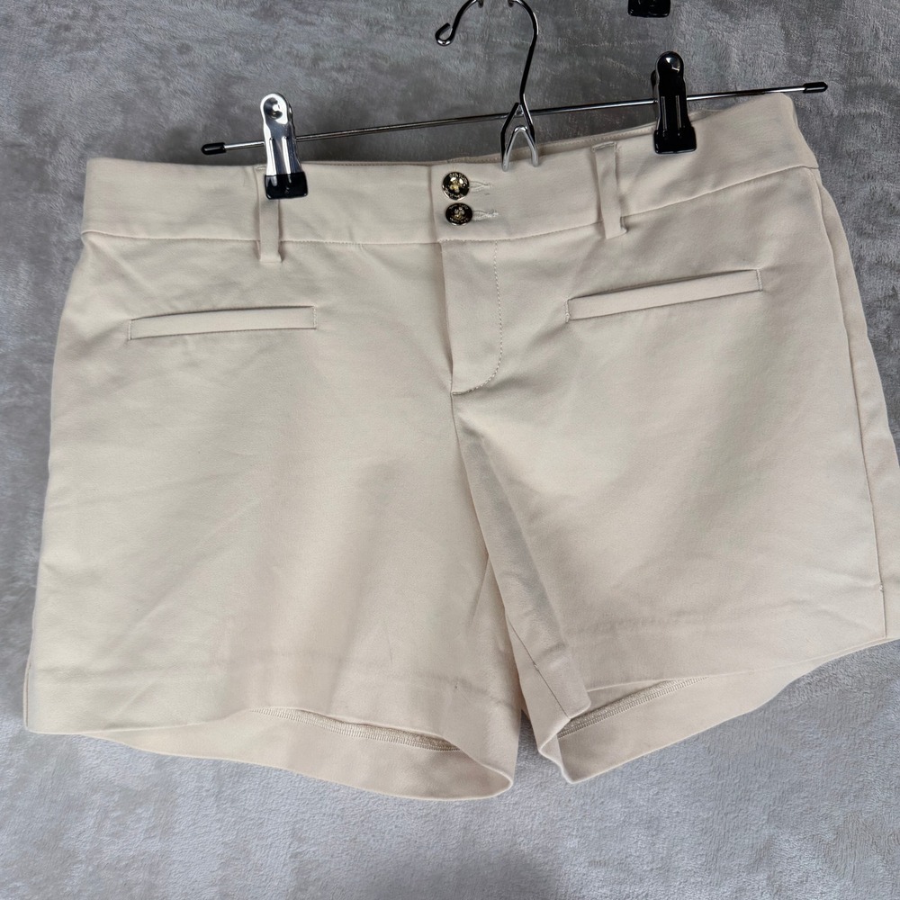Lilly Pulitzer Callahan Shorts Beige Cream Neutral Gold Button Women Size 6